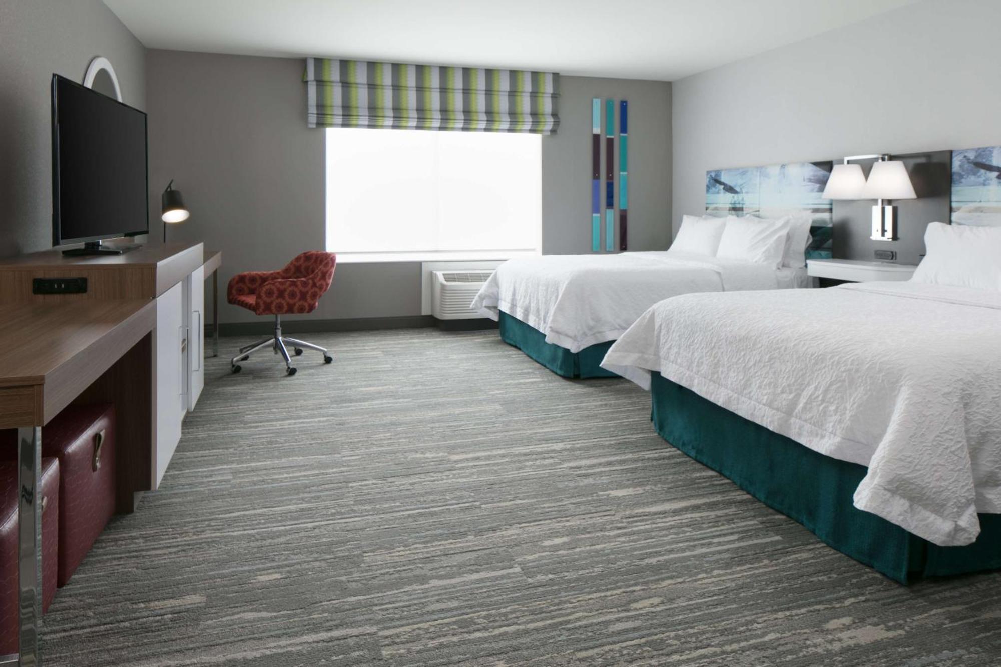 Hampton Inn By Hilton Wichita Northwest Exterior photo