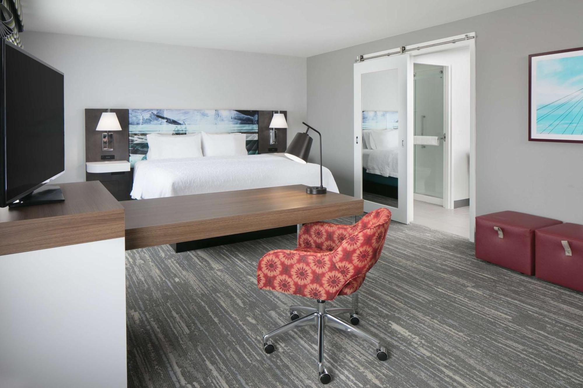 Hampton Inn By Hilton Wichita Northwest Exterior photo